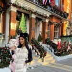 Chloe Khan Instagram - Pre Xmas in london is my faveeee time of year❤️🇬🇧 The Egerton House Hotel