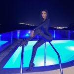 Chloe Khan Instagram – Santorini I’m here 😜 @suitesofthegods.official Suites of the Gods Cave Spa