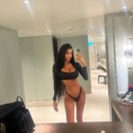 Chloe Khan Instagram - Gym & spa night 🧖‍♀️ SPACE +