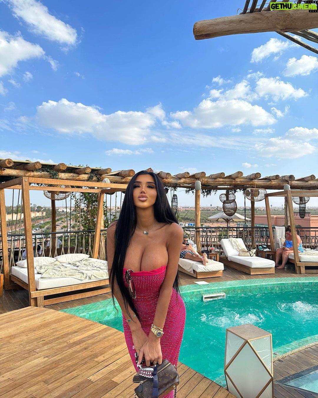 Chloe Khan Instagram - Good night from Marrakesh , what city you in now ? Nobu Marrakech