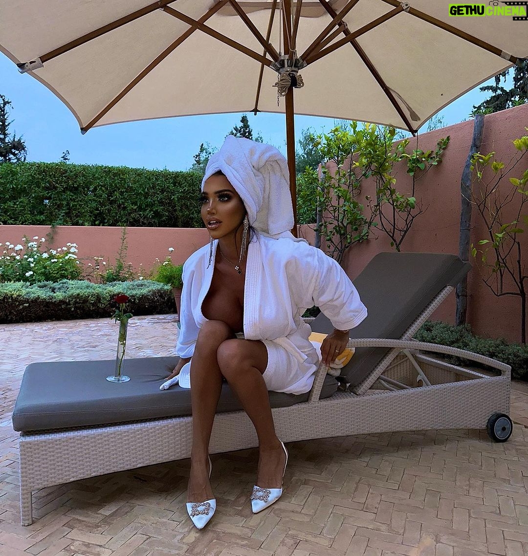 Chloe Khan Instagram - 🧖♀️ 🌹 Morocco, North Africa