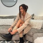 Chloe Veitch Instagram - Going out to sing some carols 🎶 @prettylittlething