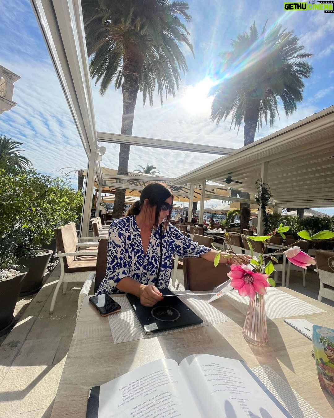Chloe Veitch Instagram - Took mummy on a cruise 🚢 🤍 📍Split. Croatia @virginvoyages @trendingtravel