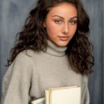 Chloe Veitch Instagram - This Trend >