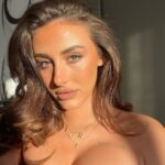 Chloe Veitch Instagram - I’ll smile in the next one I pinky promise 🥹