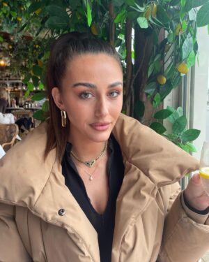 Chloe Veitch Instagram - My toxic trait is knowing I can’t eat cheese but eating it anyway. 🧀
