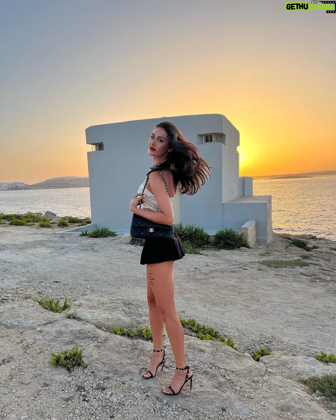 Chloe Veitch Instagram - Sunset chaser ⛅️ Valletta, Malta