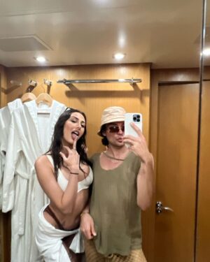 Chloe Veitch Instagram - Alexa play “Princess Diana” - Ice spice X Nicki