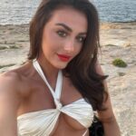 Chloe Veitch Instagram - Classy girls have more fun? I don’t think so m8 tricked ya Malta