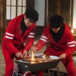 Cho Byeong-kyu Instagram - 씐난다 씐나 아저씨와 나 내일이닷!!! #경이로운소문#ocn#netflix