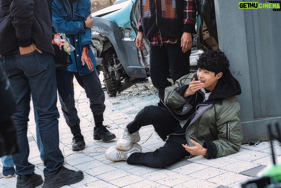 Cho Byeong-kyu Instagram - 경이로운 일이 벌어졌어요.. 부계로 만든 팔로워까지인스타에서 합쳐줬어요... 경이로운 소무니