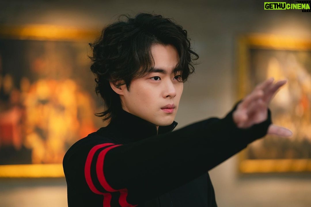Cho Byeong-kyu - 676.2K Likes - Let’s fight!