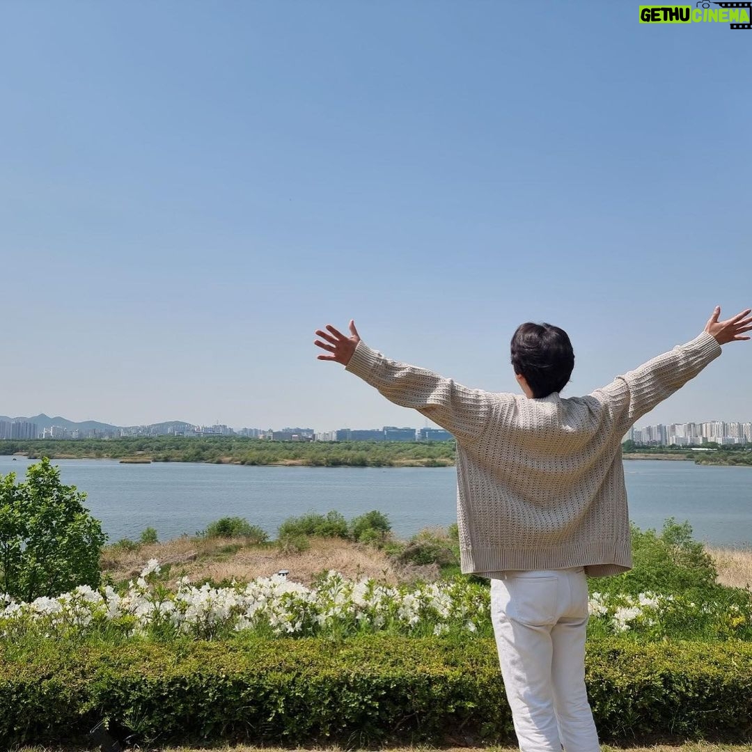 Cho Kyu-hyun Instagram - 우리 같이 봅시다 🐧 JTBC 뉴페스타!!!! #newfesta #규현