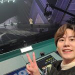Cho Kyu-hyun Instagram - 3달간 월요일 밤을 함께해 준 싱어게인 너무 고마웠어요^^ 떠나보내기 속상한 마음에 함께 한 팀워크 G려버렸던 심사위원님들 + (콩알만하게 나왔지만 국민MC승기형) 사진 투척!!!! #싱어게인 #규현 #송민호 #선미 #이해리 #유희열 #이선희 #김종진 #김이나 #이승기 #싱어게인수고했어