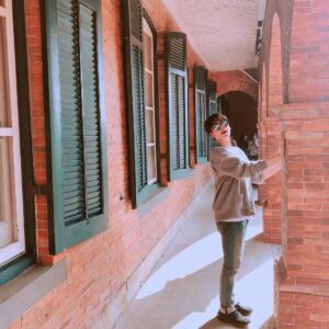 Cho Kyu-hyun Instagram - 오늘 공연 즐거웠어요 ! jin tian wutai feichang kaixin^^ 아쉬워서 예전 여행 사진도 ! wan an!! 잘자요