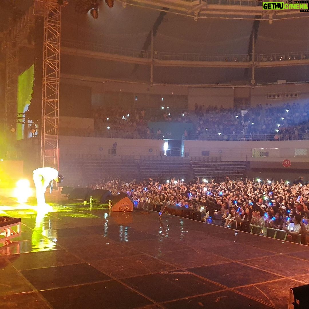 Cho Kyu-hyun Instagram - 오늘 하루. 정말 즐거웠어요^^ #서울재즈페스티벌2019 #성발라형의축가 #아는형님 #규식당 #조정뱅이 #아니조정뱅이는아니고