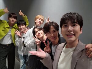 Cho Kyu-hyun Instagram - 히든싱어7 규현 편!!! 
오늘 PM8:50 jtbc 에서 봅시다!!! 응원하러 와 준 
은혁,려욱,창민,수호,민호
고마워용^^ 
모창가수님들 정말 감사했고 얼마나 재밌게요~~~ㅎㅎ
#히든싱어 #규현 #kyuhyun