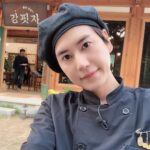 Cho Kyu-hyun Instagram - 세상에 이런 피자가?! 여러분... 제가 ‘피자’에 진심인 거 다들 아시죠? 요즘 다시 피자에 푹 빠져 열공 중인데요, 세계 곳곳에 계신 여러분 도움이 필요해요^^ 여러분이 먹어본 피자 중 가장 독특한 피자, “이거 진~짜 우리나라에서만 먹을 수 있어!!” 하는 ★유니크★ 한 피자가 있다면!!! 해시태그 #pizzaforKYU 를 넣어, 사진이나 영상으로 공유 부탁해요!! 맛있는 피자가 잘~보이게!! E.L.F.💙!! You guys know how much i love pizza!! I'm studying so hard about pizza these days. So I REALLY need your HELP. If you have eaten the most UNIQUE PIZZA in your country, please share photos or videos with #pizzaforKYU ! It's PIZZA TIME!!🍕