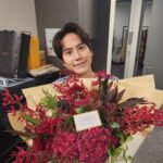 Cho Kyu-hyun Instagram - 벤허 3일 연속 공연 무사히 마쳤어요 해내었다^^ 보러오느라 고생 많았어요. 먼길 항상 응원하러 와 줘서 이 한몸 다 바쳐서 하고 있으니까 끝까지 잘 해볼게요!! 잘 자-😴
