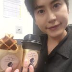 Cho Kyu-hyun Instagram - 벤허 3일 연속 공연 무사히 마쳤어요 해내었다^^ 보러오느라 고생 많았어요. 먼길 항상 응원하러 와 줘서 이 한몸 다 바쳐서 하고 있으니까 끝까지 잘 해볼게요!! 잘 자-😴