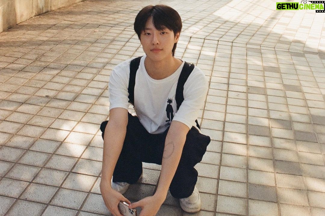 Cho Seung-youn Instagram - Love this moment