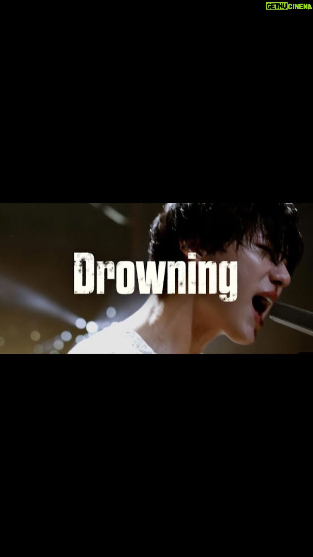 Cho Seung-youn Instagram - Drowning Live Clip