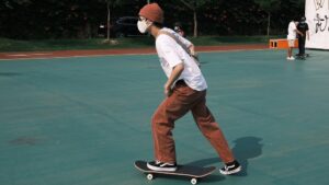 Cho Seung-youn Instagram - 🛹