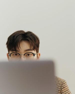 Choi Hyun-wook Instagram - 마노모스