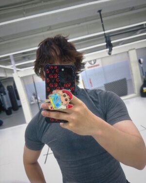 S.Coups Instagram - Mind over body🖤