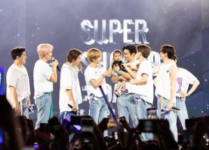 Choi Si-won Instagram - 육아하는 슈주라..🤔 The youngest ELF. @superjunior