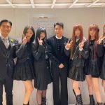 Choi Si-won Instagram - 리더 부끄러워하시는 거예요? 뉴진스 파이팅… @xxteukxx @newjeans_official Seoul, Korea