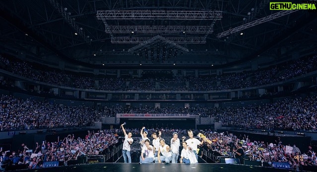 Choi Si-won Instagram - 2022년 마지막 슈퍼쇼 9은 필리핀! @superjunior 기다려줘서도.. 아름답고 따뜻한 추억을 만들어줘서 진심으로 고마워요. 곧 또 만나요! 👑 8th destination. An incredible journey that took place in the Philippines for two days. Absolutely pleased to have our last Super Show of 2022 here in Manila! We truly appreciate your unconditional love and endless support. See you soon! 👑 (12/17-18. 2022) Manila, Philippines