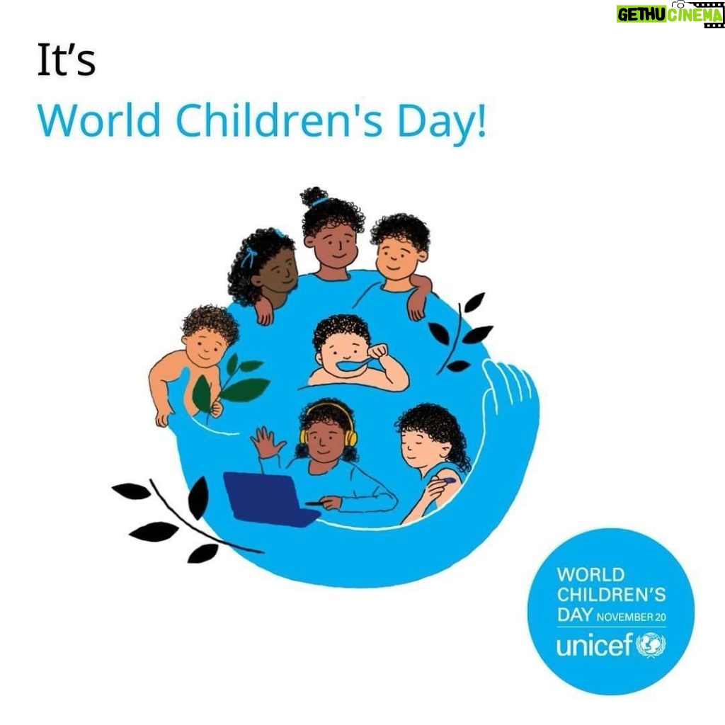 Choi Si-won Instagram - Today is a day of action for children, by children! 💙 It’s #WorldChildrensDay! @unicefnextgen @unicef.eap @unicef_kr