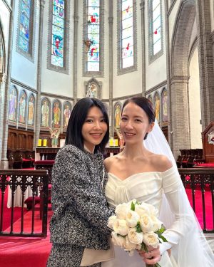 Choi Soo-young Instagram - 상상했던 것 보다… 너무나 아름다웠다👰🏻‍♀️
왕비세요..? 오늘 , 모든 축복이 너에게로 향하길 💍
축하해🤍