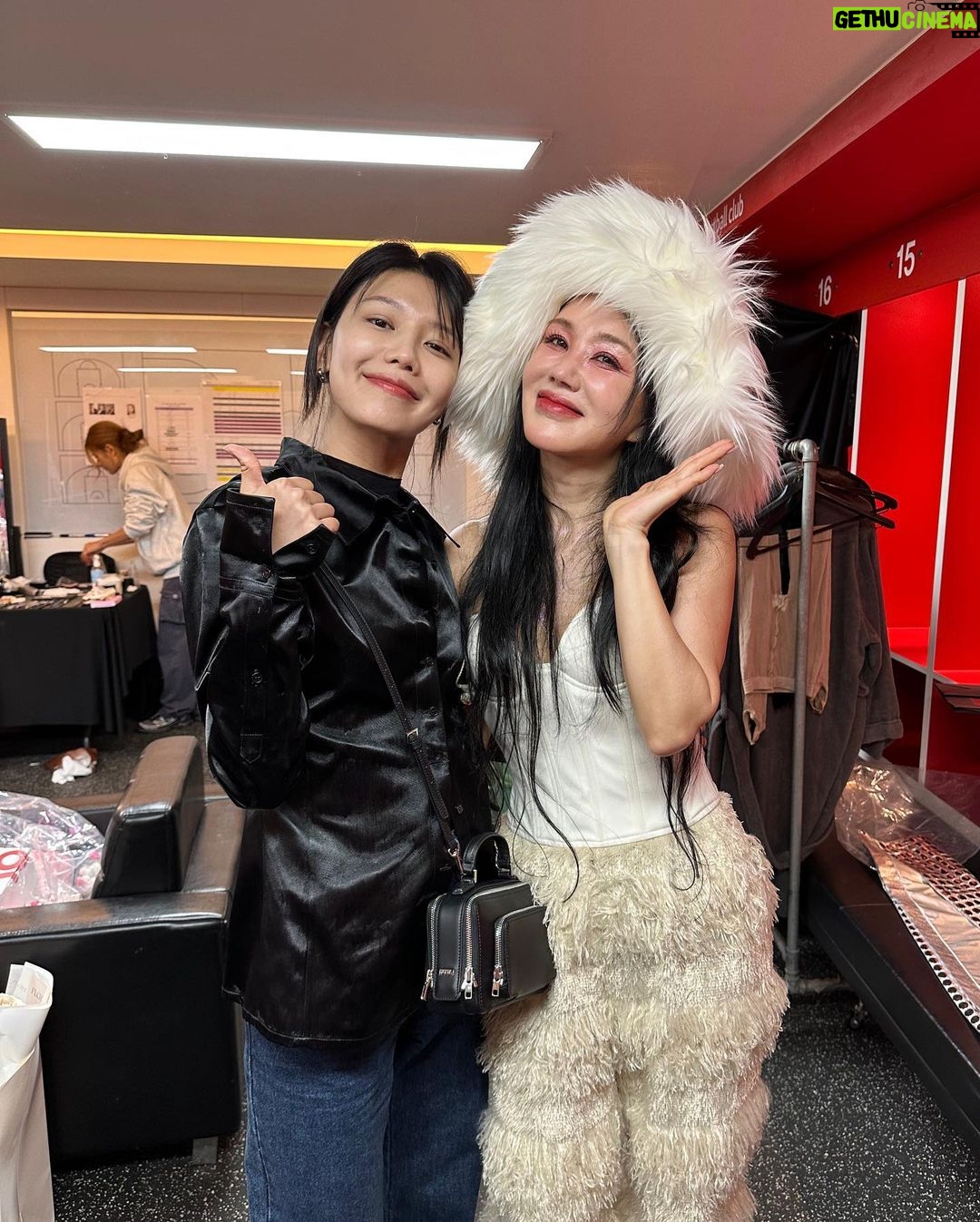Choi Soo-young Instagram - One and Only 👑❤️ @umaizing #초대