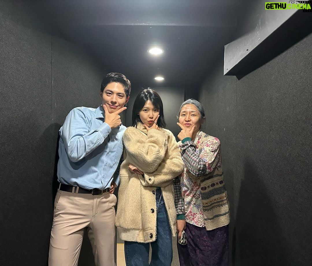 Choi Soo-young Instagram - 잘한다 정말 잘해 … 🥹 #렛미플라이 #할모니!!!!