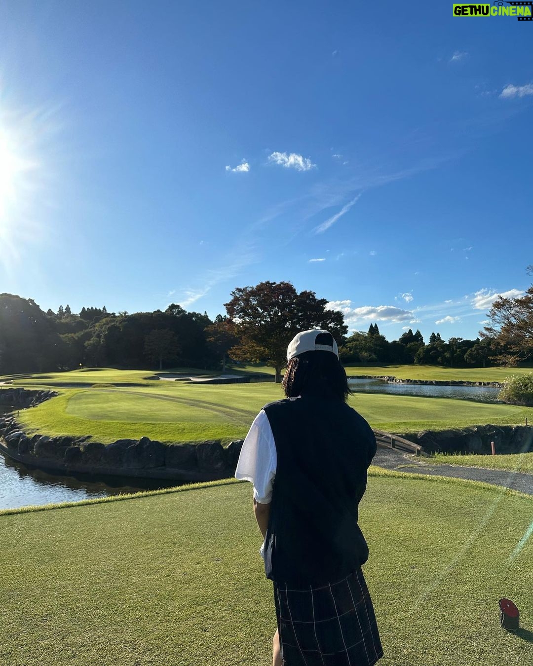 Choi Soo-young Instagram - 🍃🐿️☀️🏌🏻♀️⛳️