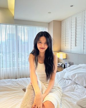 Choi Soo-young Instagram - 想盡可能長久地製造更多的回憶☀️🌙