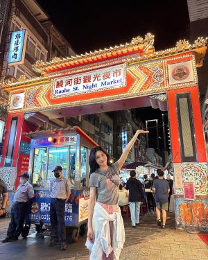 Choi Soo-young Instagram - 想盡可能長久地製造更多的回憶☀️🌙