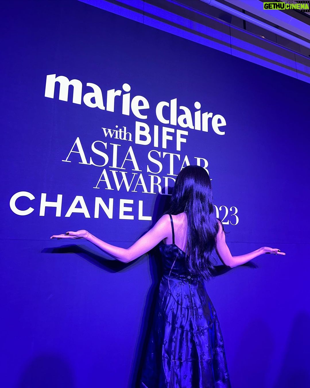 Choi Soo-young Instagram - 2023도 함께✨ @marieclairekorea @chaneloffcial #마리끌레르아시아스타어워즈