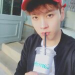 Choi Tae-joon Instagram - 날씨가 기가막힘 Carnaby Street