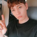 Choi Tae-joon Instagram - 자..자켓 더..더워