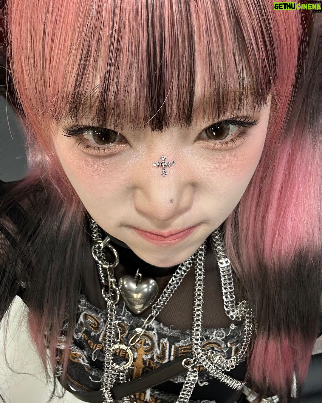 Choi Ye-na Instagram - μ μΉ΄μλππ