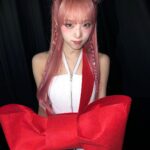 Choi Ye-na Instagram - 2024 HAPPY NEW YEAR PARTY💗🙇‍♀️