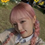 Choi Ye-na Instagram - 2024 SEASON'S GREETINGS🌻