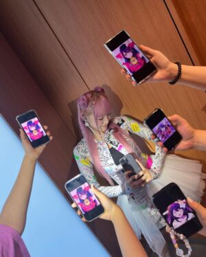 Choi Ye-na Instagram - 💖✨🎤