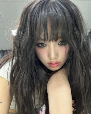 Choi Ye-na Instagram - XX??