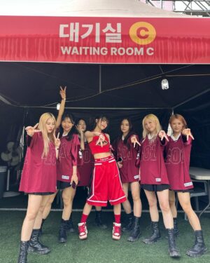 Choi Ye-na Instagram - 고려대 예나♥️🍒