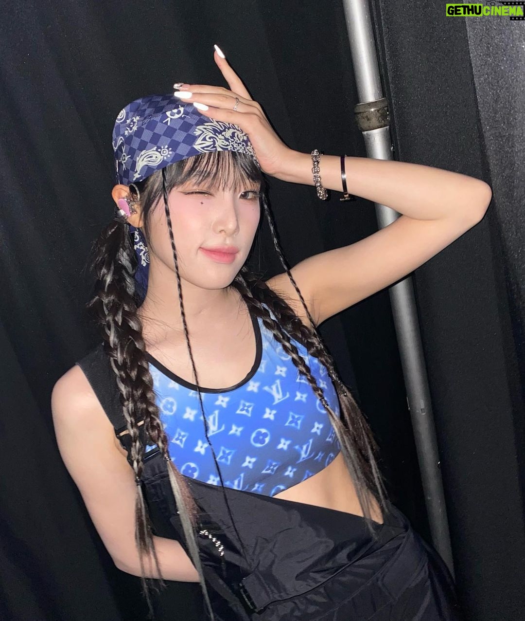Choi Ye-na Instagram - Kconπ κ·μλ―Έ λ±μ₯ππ