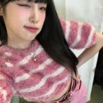 Choi Ye-na Instagram - 하트버즈 귀엽다..💗 @heartbuds_korea